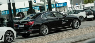 BMW DRIVING LUXURY EXPERIENCE 2016