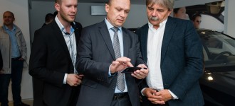 BMW DRIVING LUXURY EXPERIENCE 2016