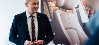 BMW DRIVING LUXURY EXPERIENCE 2016