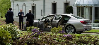 BMW DRIVING LUXURY EXPERIENCE 2016