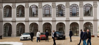BMW DRIVING LUXURY EXPERIENCE 2016