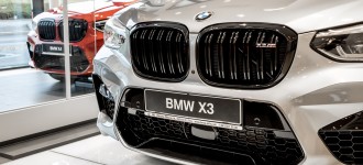 Pozvánka na dni BMW M s premiérou BMW X3 M a BMW X4 M 1.-12.8 v MD-Bavaria Žilina.