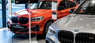 Pozvánka na dni BMW M s premiérou BMW X3 M a BMW X4 M 1.-12.8 v MD-Bavaria Žilina.