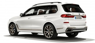 Nové BMW X5 M50i a nové BMW X7 M50i.