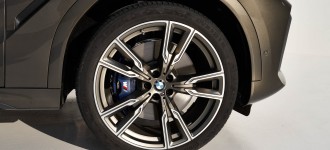 Nové BMW X6: Líder so širokým ramenami.
