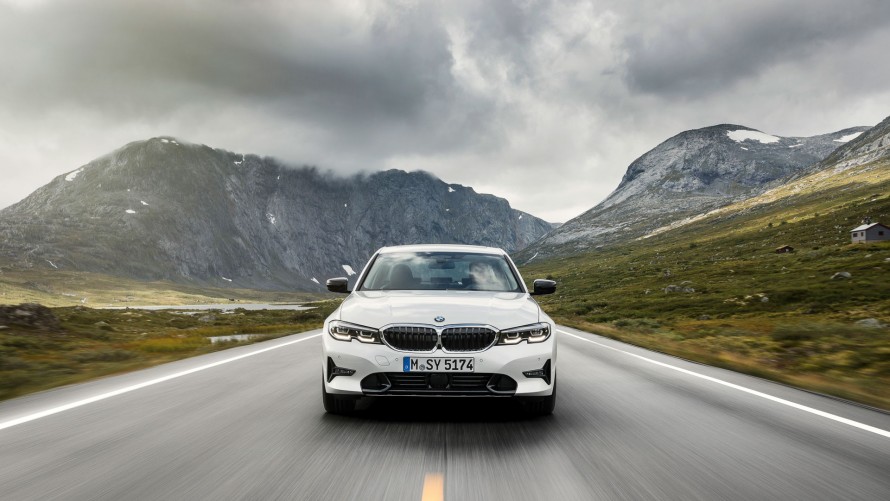 Videogaléria nového BMW radu 3 sedan.
