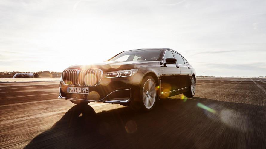 Nové BMW radu 7 a jeho modely Plug-in-Hybrid.