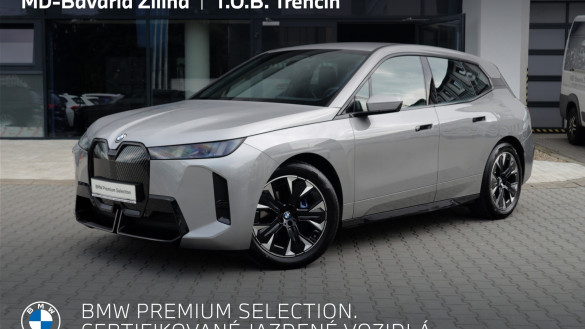 BMW iX xDrive45